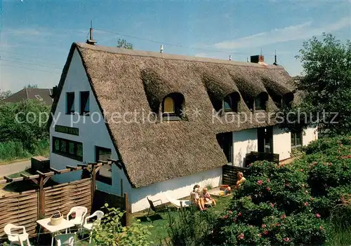 AK / Ansichtskarte St_Peter Ording Ferienwohnungen Reetdachhaus Pidder Lying Aussenansicht Angebot St_Peter Ording