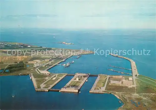 AK / Ansichtskarte Wilhelmshaven Einfahrt mit oelhafen Wilhelmshaven