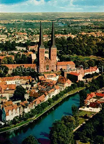 AK / Ansichtskarte Luebeck Stadtansicht mit Kirche Luebeck