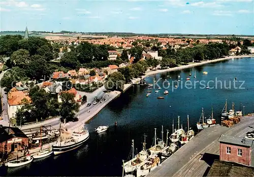 AK / Ansichtskarte Eckernfoerde Hafen Eckernfoerde