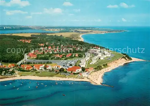 AK / Ansichtskarte Hohwacht_Ostseebad Fliegeraufnahme Kueste Hohwacht_Ostseebad