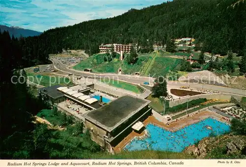 AK / Ansichtskarte British_Columbia Radium Hot Springs Lodge and Aquacourt British Columbia