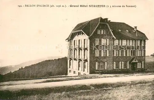 AK / Ansichtskarte Ballon_d_Alsace Grand Hotel Stauffer  