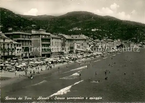 AK / Ansichtskarte Alassio Scorcio panoramico e spiaggia Alassio