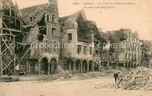 AK / Ansichtskarte Arras_Pas de Calais_62 un coin de la Grand Place apres bombardement 