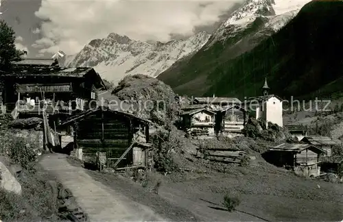 AK / Ansichtskarte Eisten im Loetschental mit Sattelhorn und Schinhorn Eisten