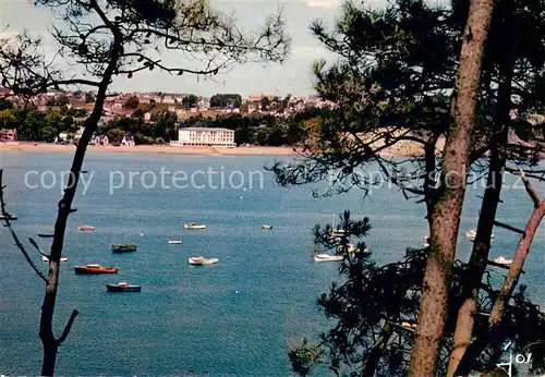AK / Ansichtskarte Morgat La plage et l Hotel de la Mer Collection La Bretagne en Couleurs Morgat