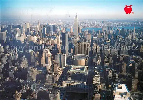 AK / Ansichtskarte New_York_City Fliegeraufnahme Manhatten Skyline New_York_City