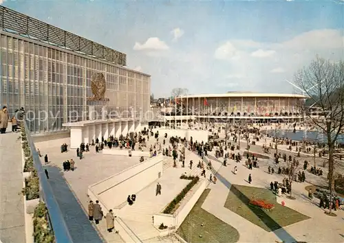 AK / Ansichtskarte Exposition_Universelle_Bruxelles_1958 Die Pavillonen von U.S.S.R und U.S.A 