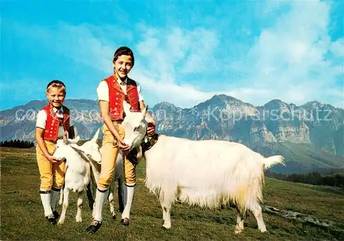AK / Ansichtskarte Appenzell_IR Trachtenkinder mit Ziegen und Saentisblick Appenzell IR