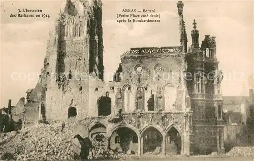 AK / Ansichtskarte Arras_Pas de Calais_62 Petite Place cote droit apres le bombardement 