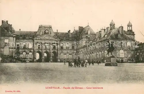 AK / Ansichtskarte Luneville_54 Facade du Chateau Cour interieure 