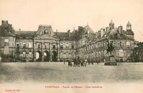 AK / Ansichtskarte Luneville_54 Facade du Chateau Cour interieure 