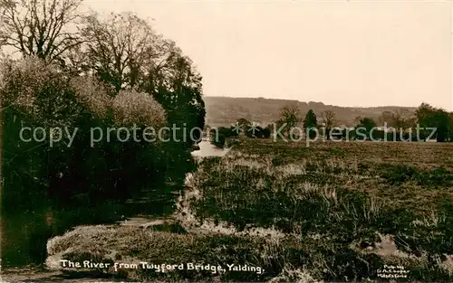 AK / Ansichtskarte Yalding_Maidstone_UK The River from Twyford Bridge 
