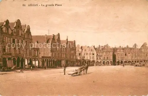 AK / Ansichtskarte Arras_Pas de Calais_62 La grande Place 