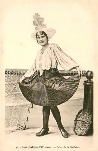 AK / Ansichtskarte Les_Sables d_Olonne_85 Salut de la Sablaise 