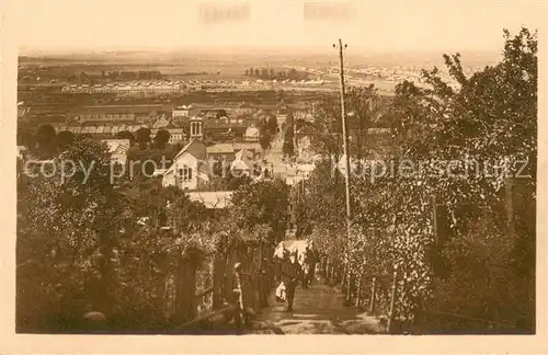 AK / Ansichtskarte Laon_02_Aisne Vue sur les Escaliers et la Gare 