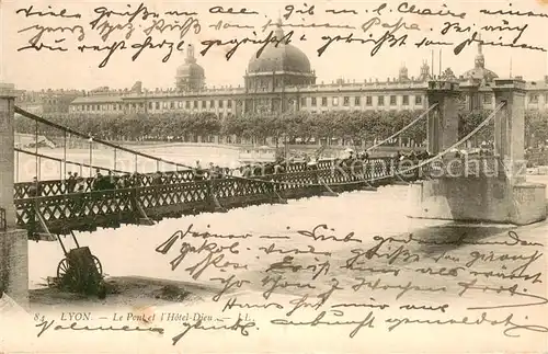 AK / Ansichtskarte Lyon_France Le Pont et lHotel Dieu Lyon France