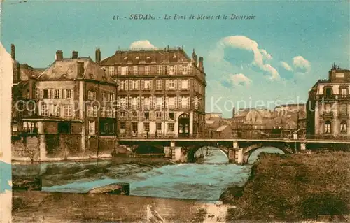 AK / Ansichtskarte Sedan_Ardennes Le Pont de Meuse et le Diversoir Sedan Ardennes