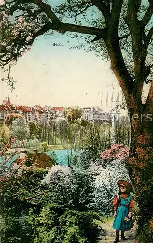 AK / Ansichtskarte Bern_BE Maedchen im Garten Bern_BE