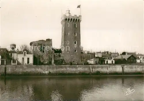 AK / Ansichtskarte Les_Sables d_Olonne_85 Le Tour dArundel et ses vieilles Fortifications datant 