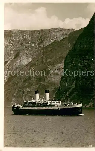 AK / Ansichtskarte Dampfer_Oceanliner M.S. 318 Monte Sarmiento 