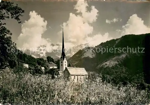 AK / Ansichtskarte Seewis_GR Panorama mit Kirche 