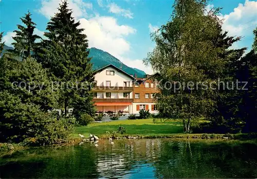 AK / Ansichtskarte Hindelang Gaestehaus Viktoria Hotel Garni Aussenansicht m. Teich Hindelang
