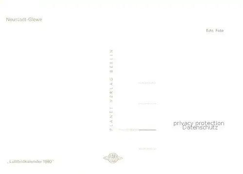 AK / Ansichtskarte Neustadt Glewe Fliegeraufnahme Neustadt Glewe