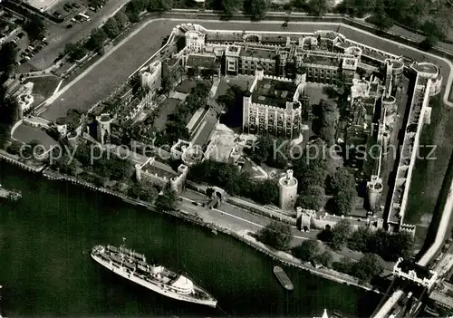 AK / Ansichtskarte London__UK Fliegeraufnahme Tower of London 