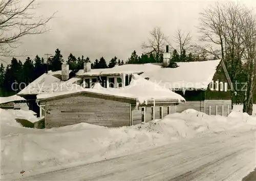 AK / Ansichtskarte Neuhaus_Rennweg Rennsteigbaude im Winter Neuhaus Rennweg