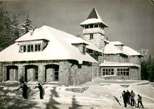 AK / Ansichtskarte Schronisko_Beskid_Slaski_PL Partie im Schnee 