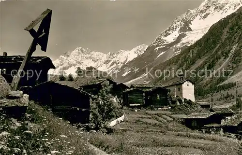 AK / Ansichtskarte Eisten im Loetschental mit Schienhorn  Eisten