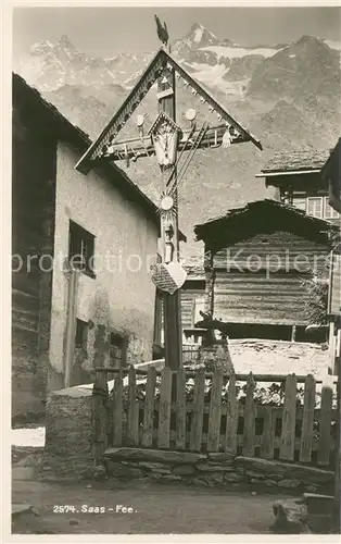 AK / Ansichtskarte Saas Fee Wege Kreuz Saas Fee