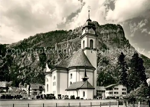 AK / Ansichtskarte Naefels Schlachtkapelle und Kirche Naefels