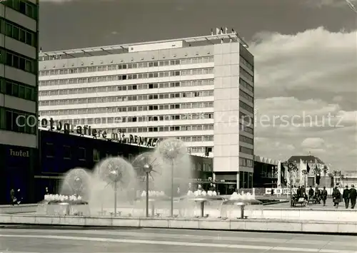 AK / Ansichtskarte Dresden Prager Strasse Dresden