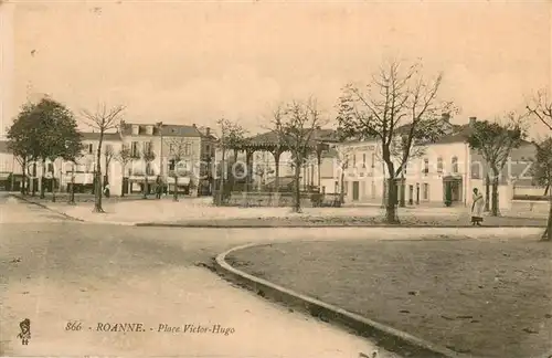 AK / Ansichtskarte Roanne_42 Place Victor Hugo 