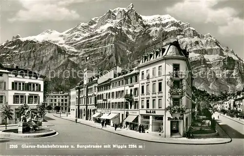 AK / Ansichtskarte Glarus_GL Bahnhofstrasse und Burgstrasse mit Wiggis Glarus_GL