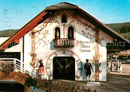 AK / Ansichtskarte Titisee Schwarzwaelder Uhren Zentrum Titisee
