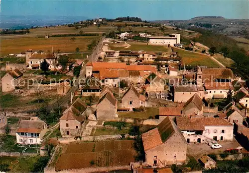 AK / Ansichtskarte Taize_Saone et Loire Village avec eglise romane Vue aerienne Taize Saone et Loire