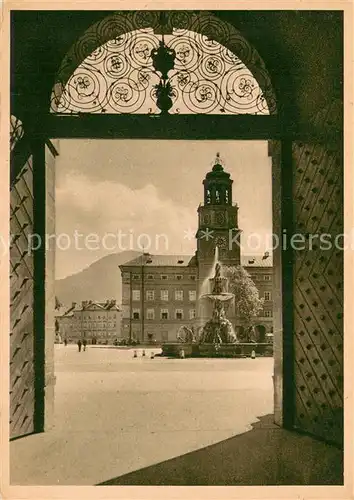 AK / Ansichtskarte Salzburg__oesterreich Residenzbrunnen m. Glockenspiel 