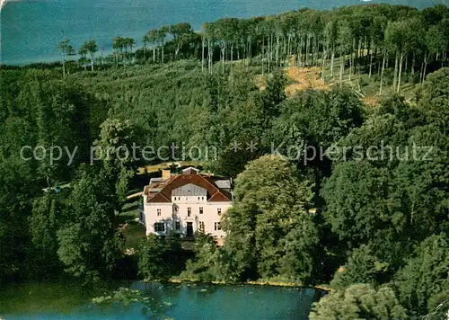 AK / Ansichtskarte Daenisch Nienhof Schloss am Meer Kriegsblindenkurheim Fliegeraufnahme Daenisch Nienhof