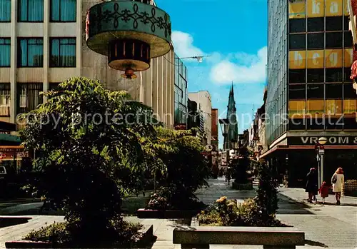 AK / Ansichtskarte Eindhoven_Netherlands De Rechte Straat met op de achtergrond St Catharinakerk Eindhoven_Netherlands