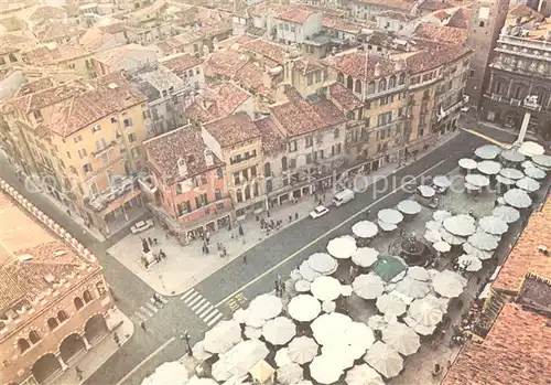 AK / Ansichtskarte Verona_Veneto Particolare della Piazza delle Erbe Fliegeraufnahme Verona Veneto