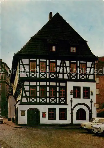 AK / Ansichtskarte Eisenach Lutherhaus Fachwerkhaus Historisches Gebaeude 