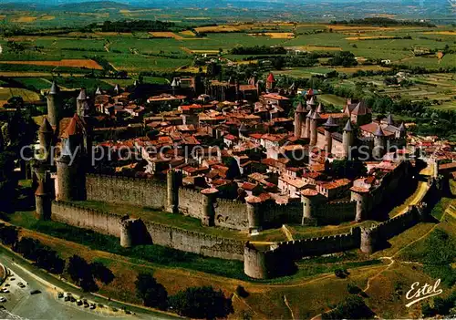AK / Ansichtskarte Carcassonne Vue aerienne de la cite Narbonnaise Chateau Comtal Carcassonne