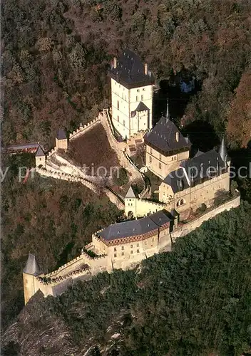 AK / Ansichtskarte Karlstejn Hrad Karlstejn Fliegeraufnahme Karlstejn