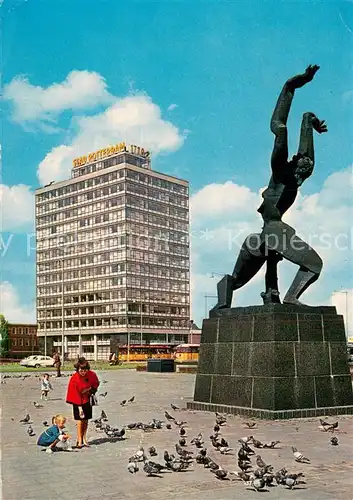 AK / Ansichtskarte Rotterdam Monument Mei 1940 Verwoeste stad O. Zadkine Rotterdam