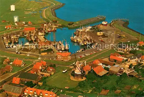 AK / Ansichtskarte Oudeschild Havengezicht Fliegeraufnahme 