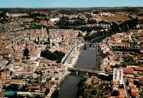 AK / Ansichtskarte Perigueux_24 Les bords de l Isle Cathedrale Saint Front vue aerienne 